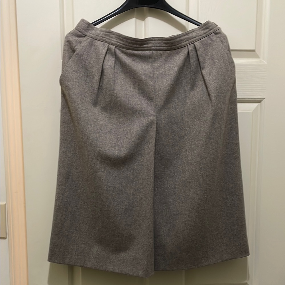 Escada vintage light brown skirt (sz 42)